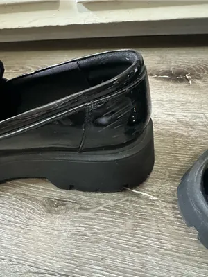 ZARA Women’s Black Patent Leather Chunky Loafers – Size US 9 / EU 40 thumbnail 8