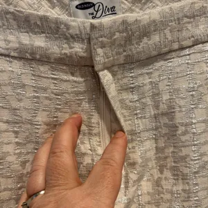 Old Navy The Diva Silver Metallic Jacquard Skinny Ankle‎ Pants Womens 14 Holiday thumbnail 4