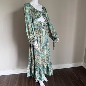 The Clothing Company LA Cut Out Maxi Dress Floral Balloon Sleeve Boho Whimsy thumbnail 3
