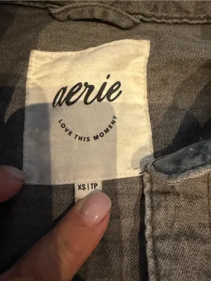 Aerie Woman’s Button-Up Shirt Size XS Graphite Gray thumbnail 4