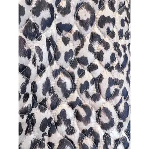 Land's End Cheeta Print Quilted Jacket Primaloft‎ Size Small thumbnail 3