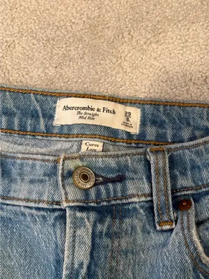 Abercrombie Jeans Mid-Rise Straight thumbnail 2