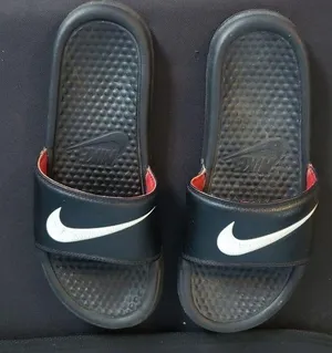 Nike Slides thumbnail 1