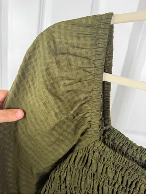 Old Navy Moss Green Smocked Puff Sleeve Top Size XL Fall Boho thumbnail 6