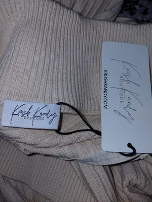 NWT Krush Kandy Boutique Neutral Ribbed 1/4 Zip Sweater Size M | Quiet Luxury thumbnail 8