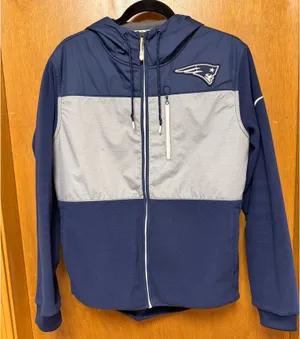 Men’s Nike Patriots Zip-Up Hoodie thumbnail 1