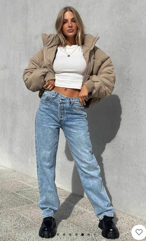 Princess Polly - HOLLY ASYMMETRIC STRAIGHT LEG JEAN LIGHT WASH DENIM LOWER IMPACT thumbnail 1