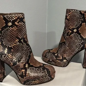 Vince Camuto Brown and Black Heeled Boots thumbnail 6