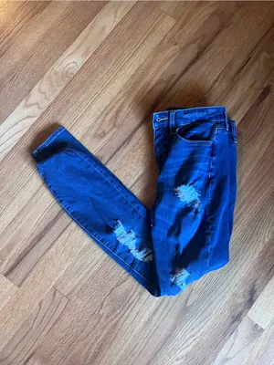American Eagle Outfitters distressed high-rise jeggings size two thumbnail 2