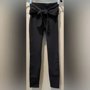 NWOT Zuda Black Bow Tie Leggings Size XXS thumbnail 3