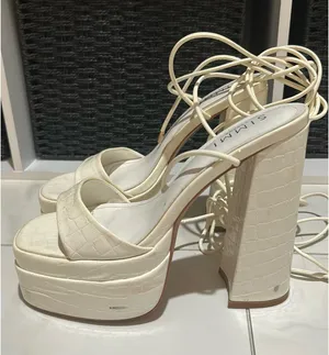 Simmi London Heels Strappy White Block thumbnail 2