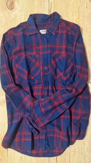 Express Boyfriend Flannel Shirt Womens Small Navy Blue Red‎ Plaid Button Up Top thumbnail 1
