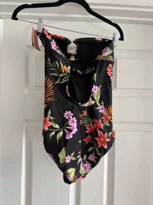 Shade & Shore One-Piece Swimsuit New Small thumbnail 5