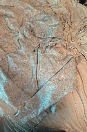 Cropped Lululemon Zip-Up thumbnail 1