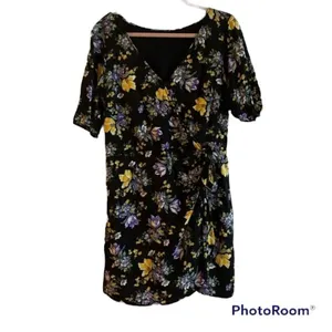 ✨ Abercrombie & Fitch floral wrap dress✨ thumbnail 2