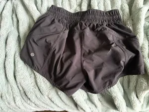 Lululemon Shorts Hotty Hot size 6 4” black thumbnail 2