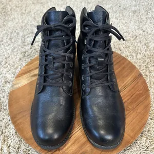 Merrell Shiloh Lace Up Boots Women's Size 8.5 Black Leather Classic‎ J42456 thumbnail 6