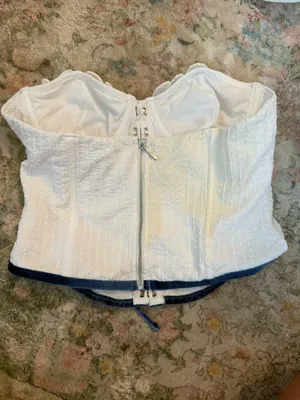 White fox corset top thumbnail 4