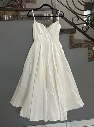 House of Cb Mademoiselle White Tulle Midi Dress thumbnail 1