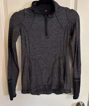 Lululemon‎ Womens Race Your Pace 1/2 Zip Size 2 Dark Gray Thumbholes thumbnail 1