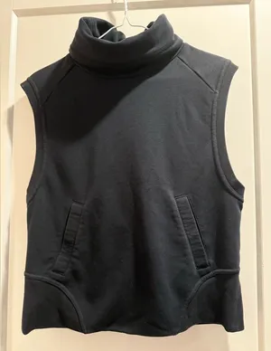 Nike Women’s Black Sleeveless‎ Hooded Vest Top Size M thumbnail 1