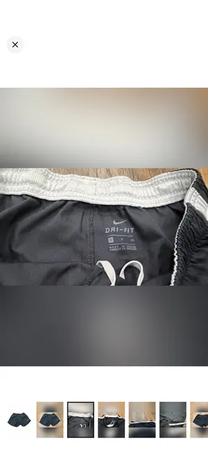 Nike Shorts Women’s Size Small Black White Workout Running Athletic Active thumbnail 3