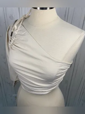 NWT WNTRMSE‎ Pippa One-Shoulder Long-Sleeve Crop Top in Vanilla, Size 6 thumbnail 4
