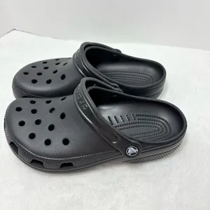Crocs Classic Clogs Black Mens‎ Size 5Women’s Size 7 thumbnail 4