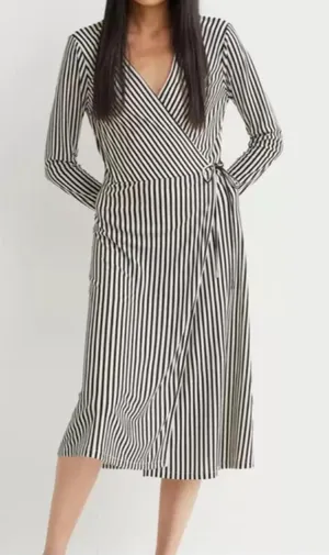 H&M Long Sleeve Striped Black White Women's Dress, size Medium thumbnail 1