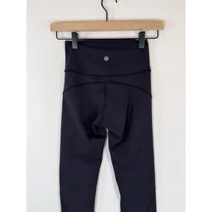Lululemon Womens Legggings Black In Movement Pull On Stretch Gym Yoga Size 2 thumbnail 9