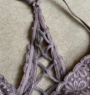 Victoria's Secret Front Enclosure Light Plum Bralette thumbnail 3