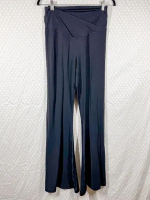 Aerie Offline Black High Rise Real Me Flare‎ Pants thumbnail 2