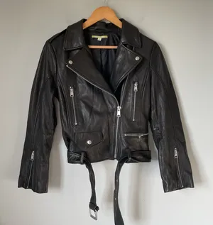 Gianni Bini 100% Leather Motorcycle Jacket Coat Zip Up Black Women's Size Medium thumbnail 1