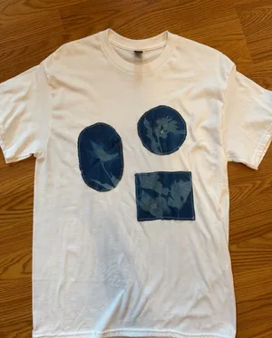 Gildan Hand printed flower cyanotype appliqué shirt thumbnail 1