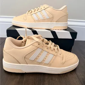 NWT Adidas Break Start Low Basketball thumbnail 3