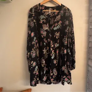 FREE PEOPLE Just‎ The Two Of Us Floral Tunic thumbnail 2