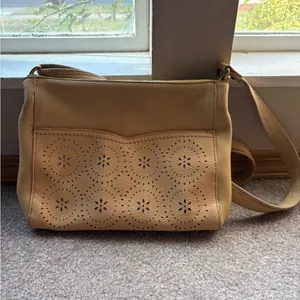 Leather Crossbody Bag Tan Neutral Everyday Floral Cutout The Sak thumbnail 9