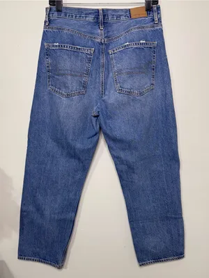 American Eagle 90s Boyfriend Jeans Size 4 Short thumbnail 4