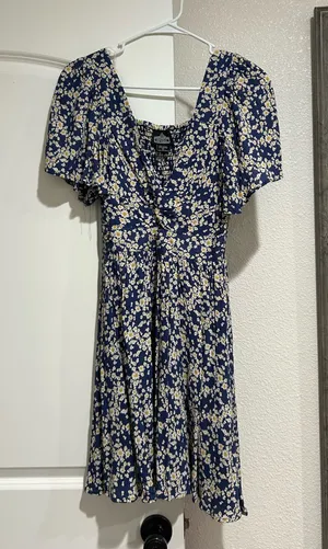 Angie Dress thumbnail 1