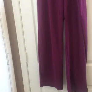 FINAL MARKDOWN Danskin Now Athletic Slacks (L) thumbnail 2