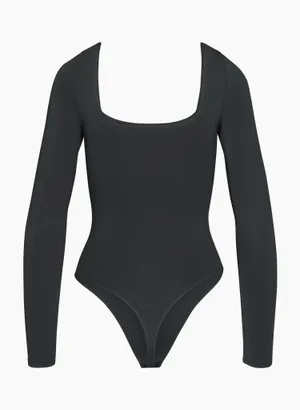 Babaton Aritzia Satinette Squareneck Longsleeve Bodysuit thumbnail 3