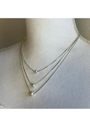 Tripple pearl layered silver tone necklace thumbnail 8