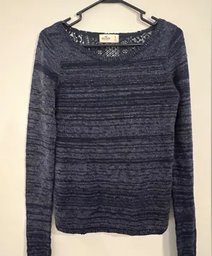 Women Hollister Navy Blue Sparkle Lace Back Sweater Size Small thumbnail 1