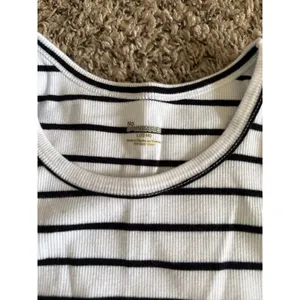 No Boundaries Women's Black White Stripped Ribbed Tank‎ Top Size Large thumbnail 2