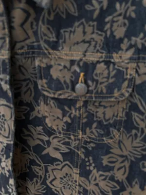Bill Blass Vintage Denim Floral Contrast Chore Jean Jacket Size M thumbnail 2
