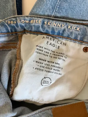 American Eagle Outfitters 90’s Low Rise Skinny Kick Jeans Size 10 thumbnail 10