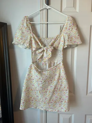 dress thumbnail 2