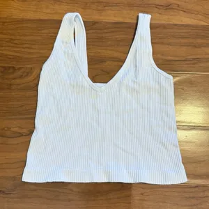 FREE PEOPLE INTIMATELY Ribbed White Tank Top V Neck size‎ M/L thumbnail 1
