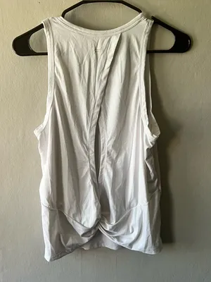Fabletics White Dry-Flex Twisted Open Back Tank Size Small thumbnail 3