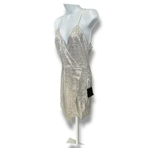 New Lulu's Hilaria Silver Sequin Bodycon Mini Halter Dress Faux Wrap Hem Small thumbnail 3